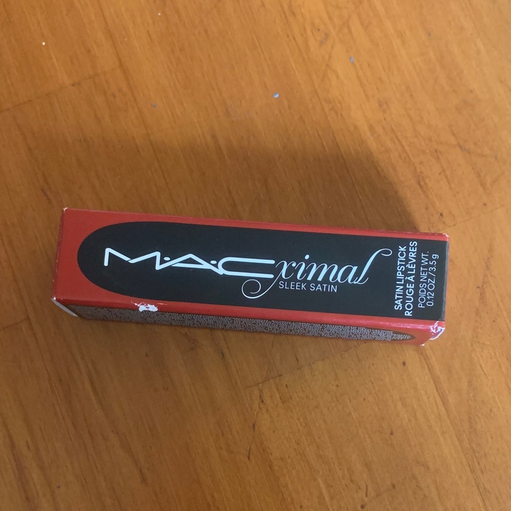 MAC Maximal Sleek Satin Lipstick